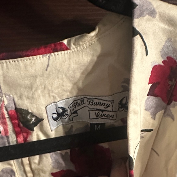 Hell Bunny Cream and Red Floral Midi Dress - Picture 4 of 6